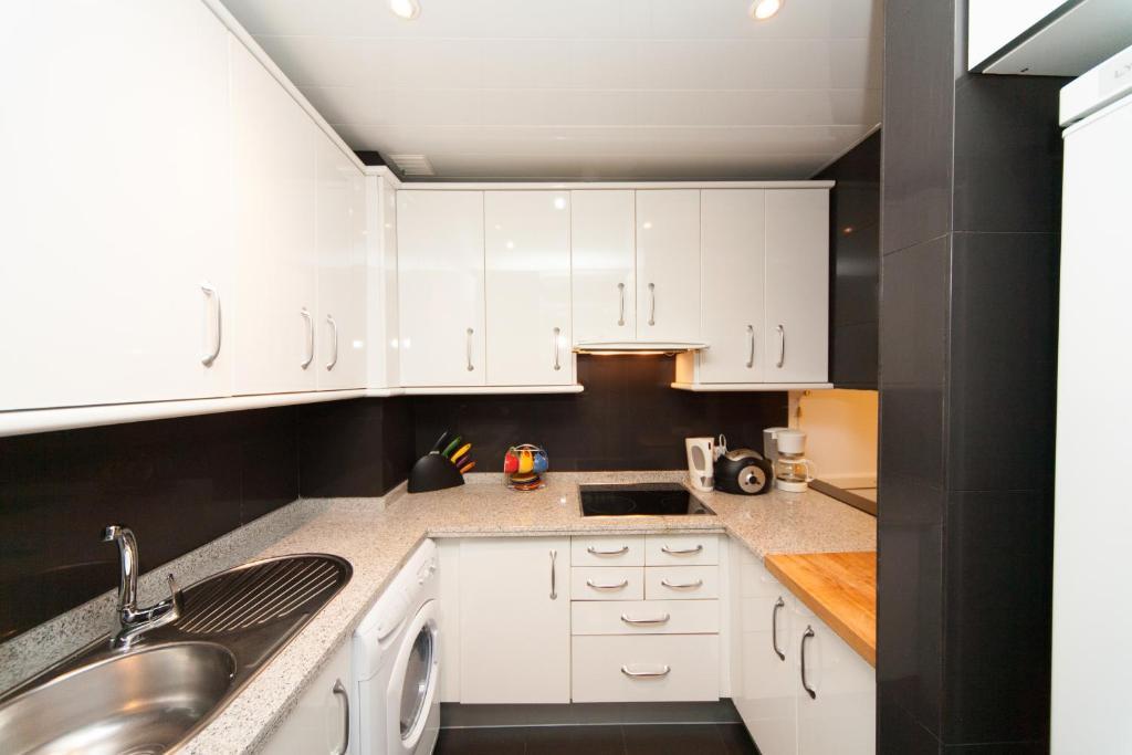 La Casa Del Conde De Gelves Apartments إشبيلية الغرفة الصورة